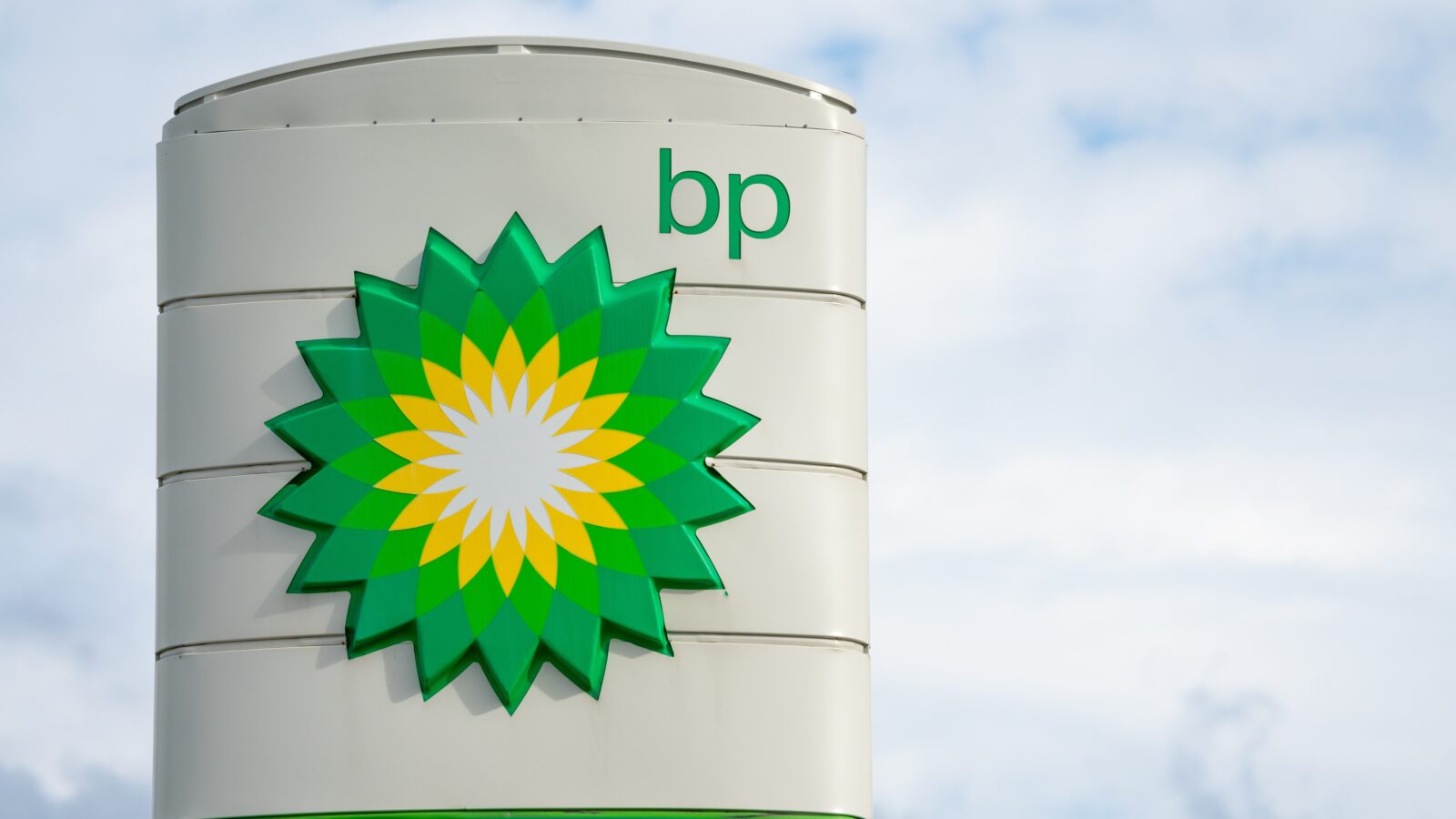 BP posts lower-than-expected profits after oil prices dip