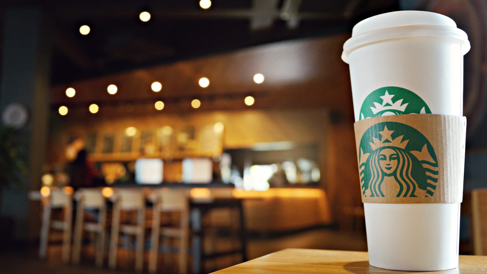 Starbucks to open 100 more UK stores