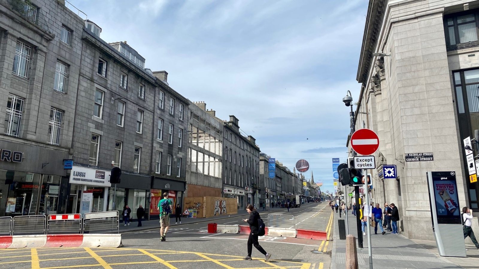 Central section of Union Street with new bus gate to reopen today